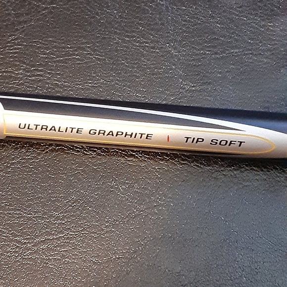 Taylor Made Rescue MID 3 19° UG65 Flex club with Ultralite Graphite Shaft - Picture 9 of 12